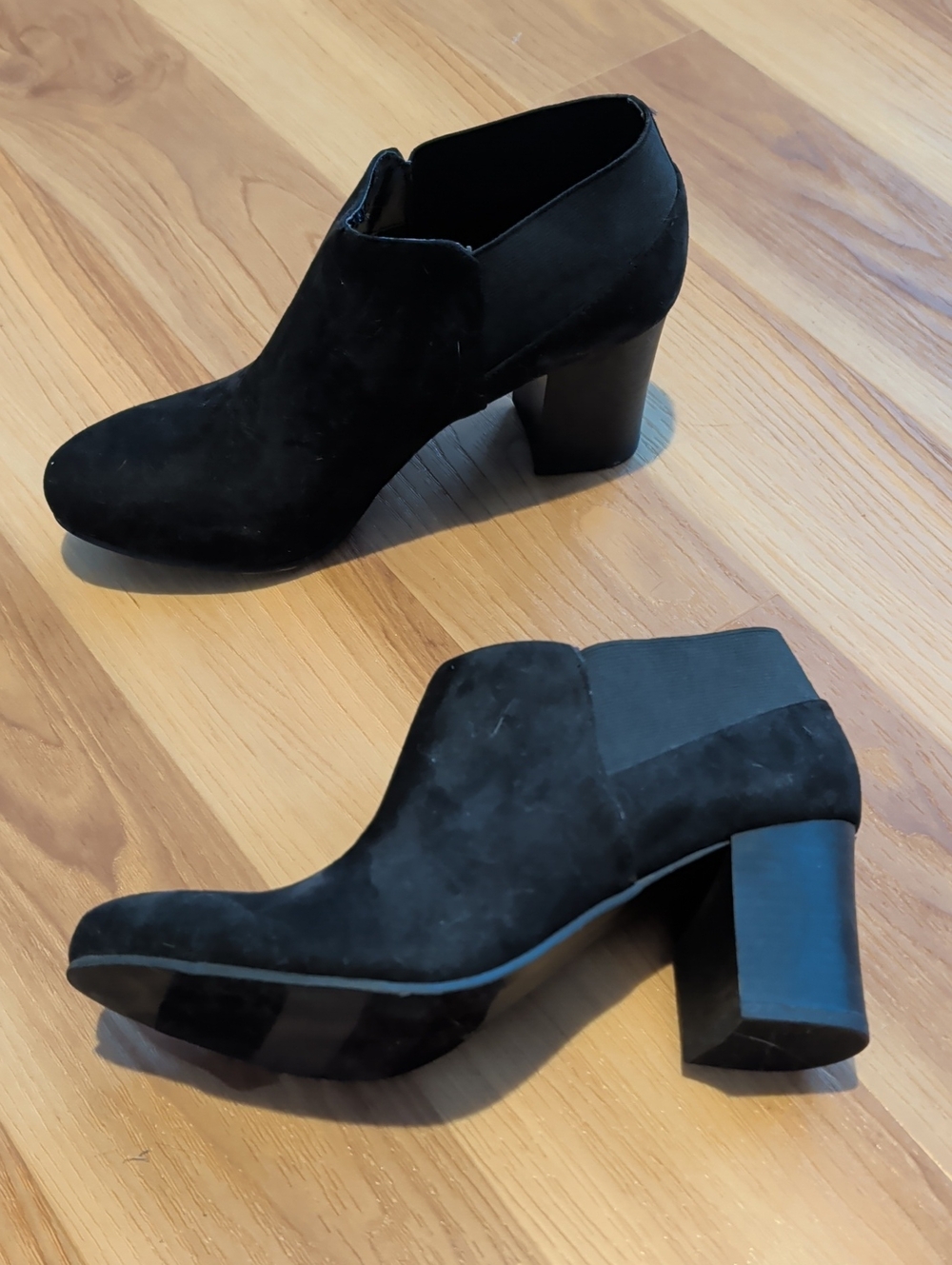 Italian Shoemakers Black Suede Block Heel Ankle Boots